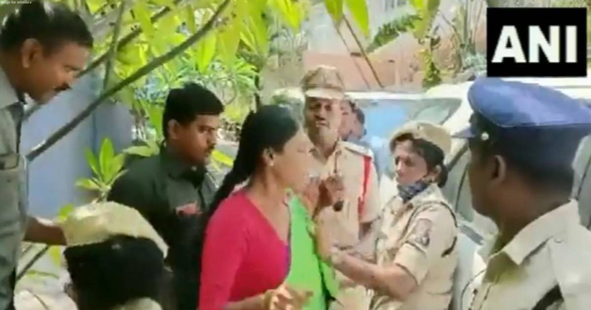 TSPSC paper leak case: YS Sharmila detained for manhandling police personnel